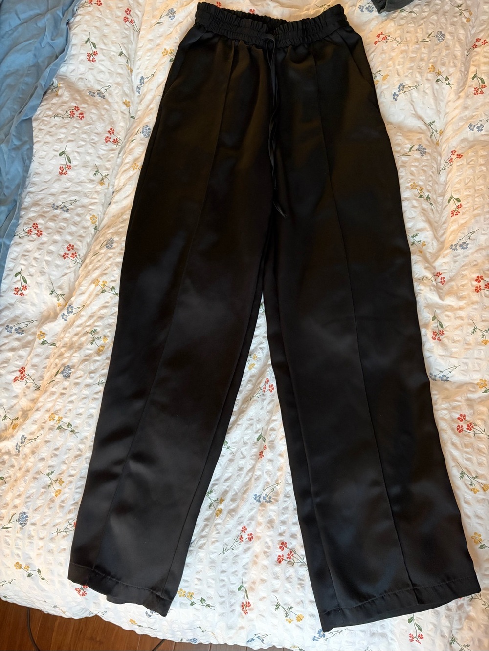 Black Wide-Leg Pull-On Pants